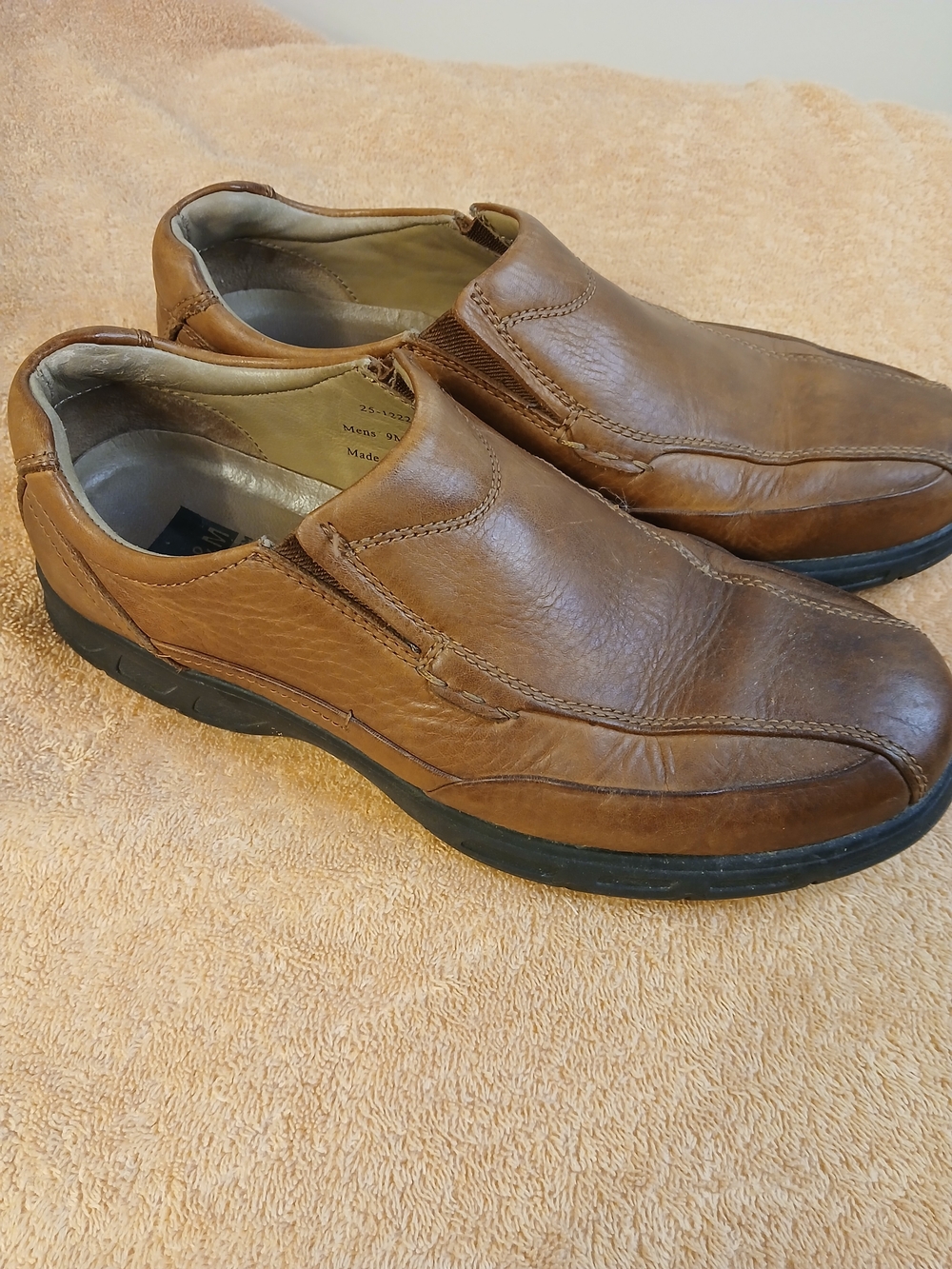 Johnson & Murphy Men's Brown Dual Wide Sheepskin Slip On Shoes Size 9 M